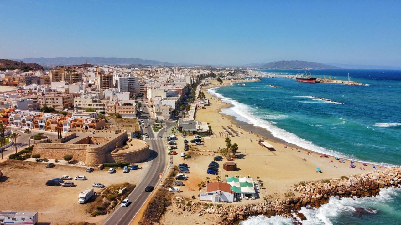 Apartamento Atico Pinar de Garrucha con vistas al mar-Gran Terraza Exterior foto