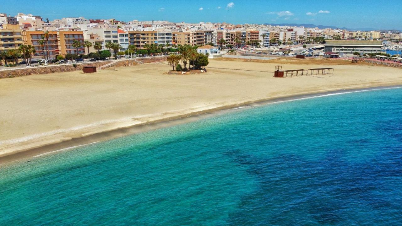 Apartamento Atico Pinar de Garrucha con vistas al mar-Gran Terraza Exterior foto